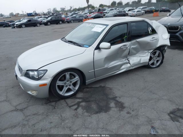 2001 LEXUS IS 300 JTHBD182010025120 Photo 1