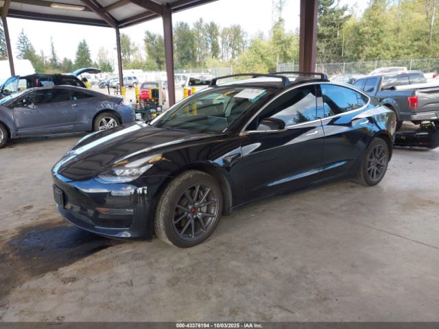 2018 TESLA MODEL 3 5YJ3E1EB9JF110658 Photo 1