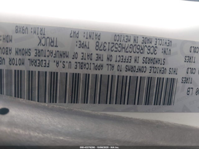 2017 RAM 1500 3C6JR6DG7HG521378 Photo 8