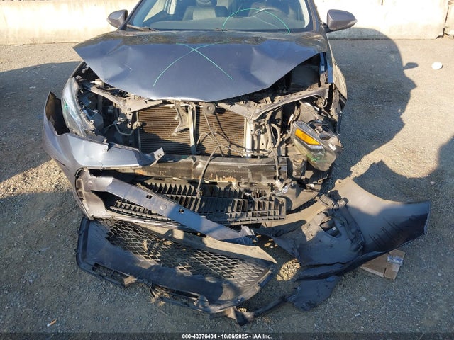 Toyota 2zr-fe 2017 2T1BURHE8HC765038 Image 6