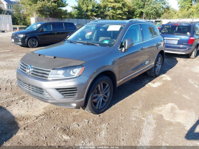 2016 VOLKSWAGEN TOUAREG WVGEF9BP5GD001470 Photo 1