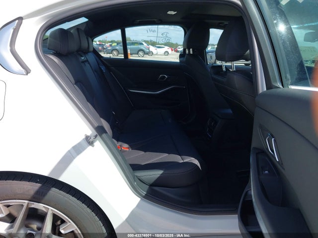 43376501 :رقم المزاد ، 3MW69CW04S8F08311 vin ، 2025 Bmw 3 Series 330i مزاد بيع