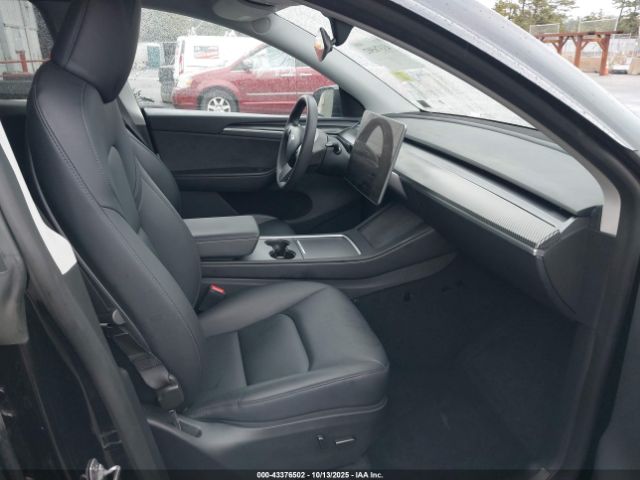 2023 TESLA MODEL Y 7SAYGDEE4PA178113 Photo 4