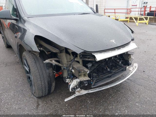 2023 TESLA MODEL Y 7SAYGDEE4PA178113 Photo 5