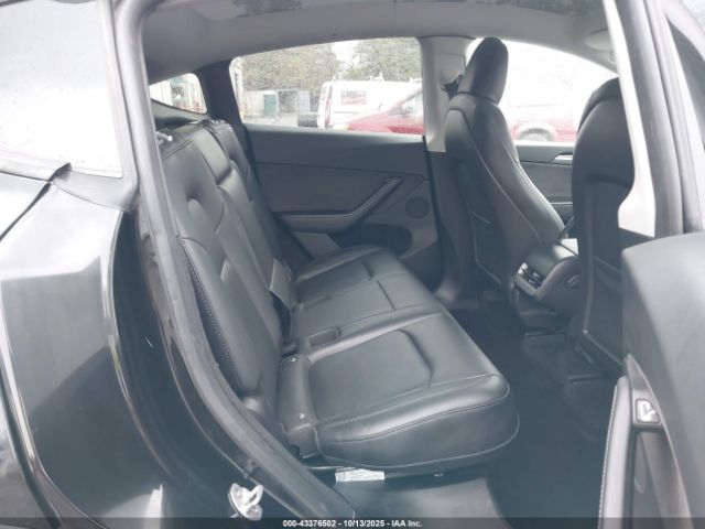2023 TESLA MODEL Y 7SAYGDEE4PA178113 Photo 7