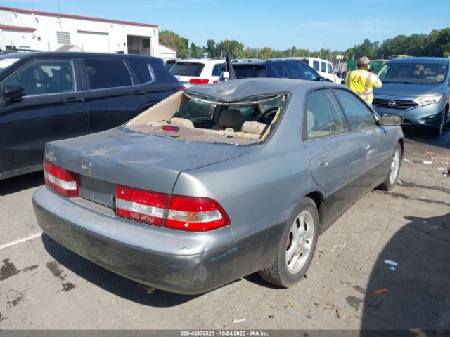 2000 LEXUS ES 300 JT8BF28G9Y0278961 Photo 3