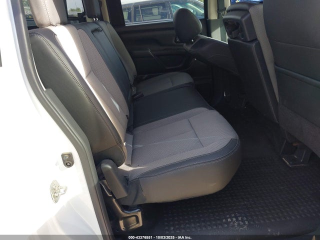 43376551 :رقم المزاد ، 1N6AA1EJ2KN506554 vin ، 2019 Nissan Titan S مزاد بيع