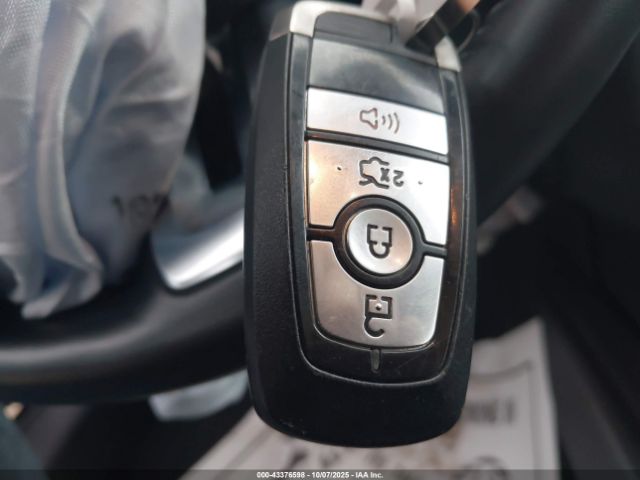 2022 FORD MUSTANG 1FA6P8CF2N5113145 Photo 10