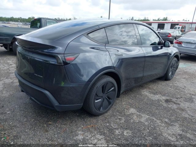 2026 TESLA MODEL Y 7SAYGDEEXTA442834 Photo 3