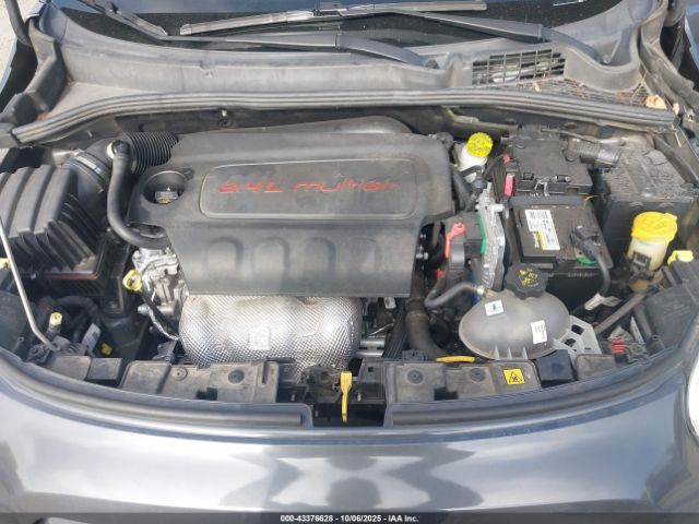 2017 FIAT 500X ZFBCFXCB0HP592636 Photo 9