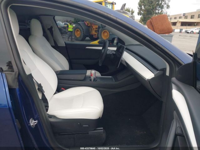 2022 TESLA MODEL Y 7SAYGDEF2NF524037 Photo 4