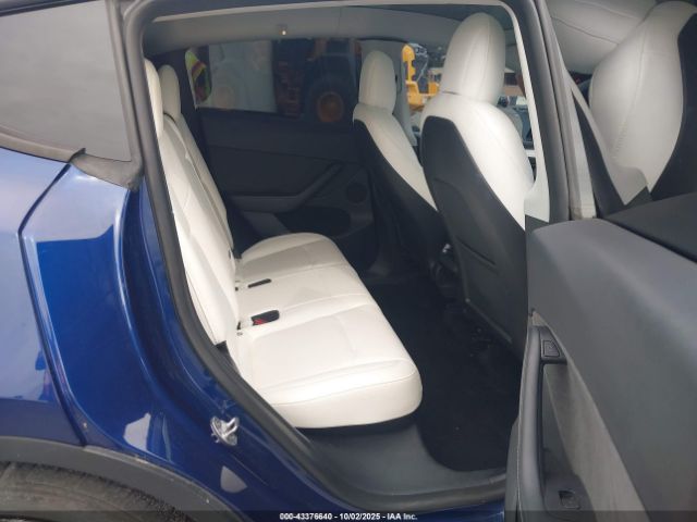 2022 TESLA MODEL Y 7SAYGDEF2NF524037 Photo 7