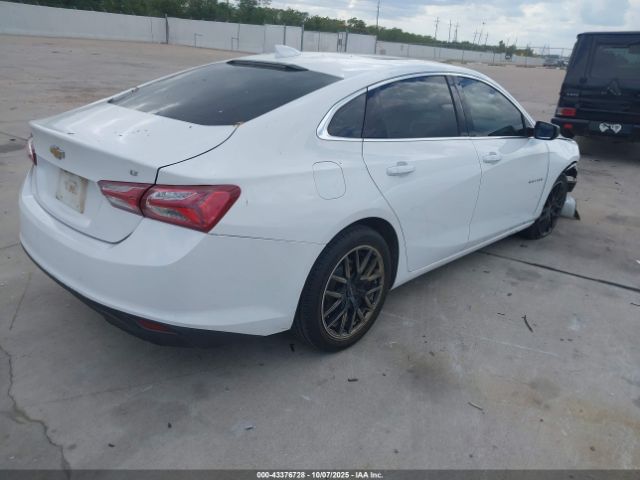 2021 CHEVROLET MALIBU 1G1ZD5ST2MF026563 Photo 3