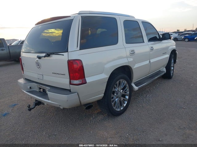 2004 CADILLAC ESCALADE 1GYEK63N64R138907 Photo 3