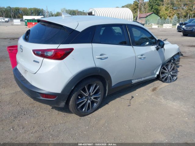 2018 MAZDA CX-3 JM1DKFC71J0320971 Photo 3