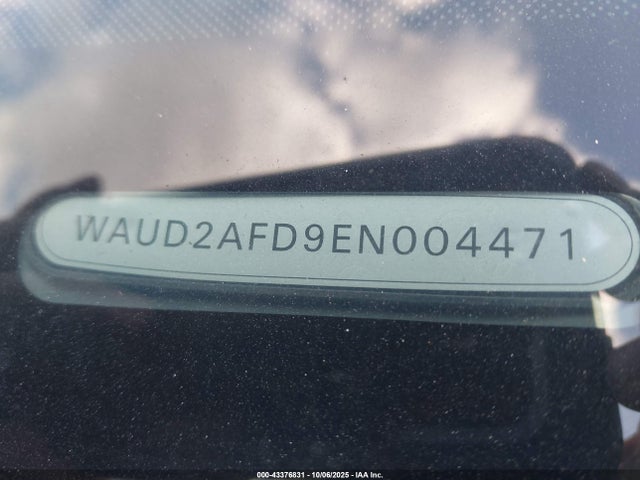 2014 AUDI S8 WAUD2AFD9EN004471 Photo 8