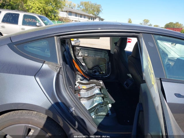 2023 Tesla Model 3 Long Range Dual Motor All-wheel Drive მანქანა იყიდება აუქციონზე, vin: 5YJ3E1EB3PF701531, აუქციონის ნომერი: 43376871