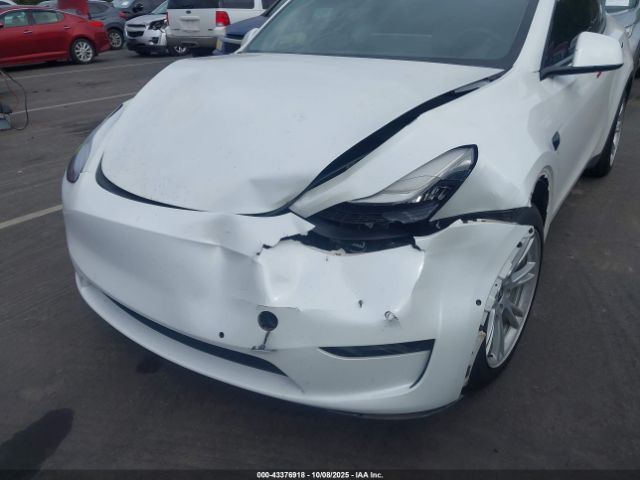 2021 TESLA MODEL Y 5YJYGDEE9MF086071 Photo 5