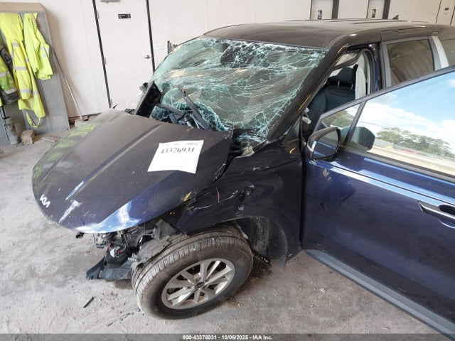 Продажа на аукционе авто 2024 Kia Carnival Mpv Lx Seat Package, vin: KNDNB4H39R6355300, номер лота: 43376931