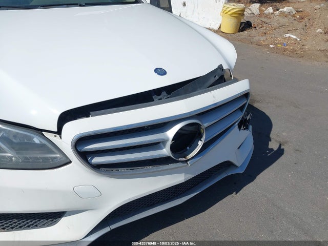 Mercedes-Benz E 350 2014 WDDHF5KB2EA971960 Image 17
