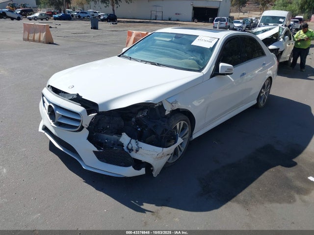 Mercedes-Benz E 350 2014 WDDHF5KB2EA971960 Image 2