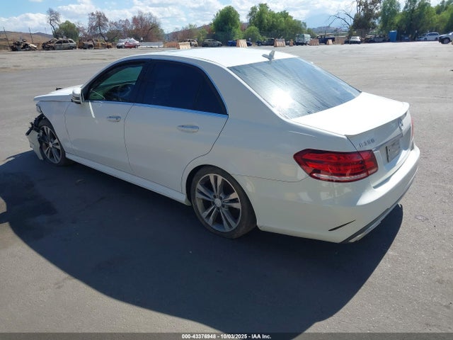 Mercedes-Benz E 350 2014 WDDHF5KB2EA971960 Image 3