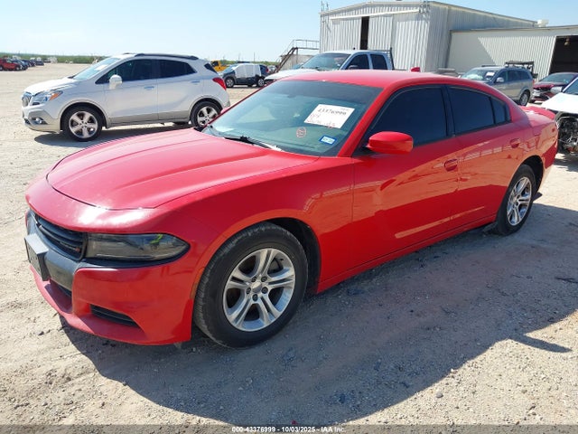 2C3CDXHG8FH897816 Dodge 2015