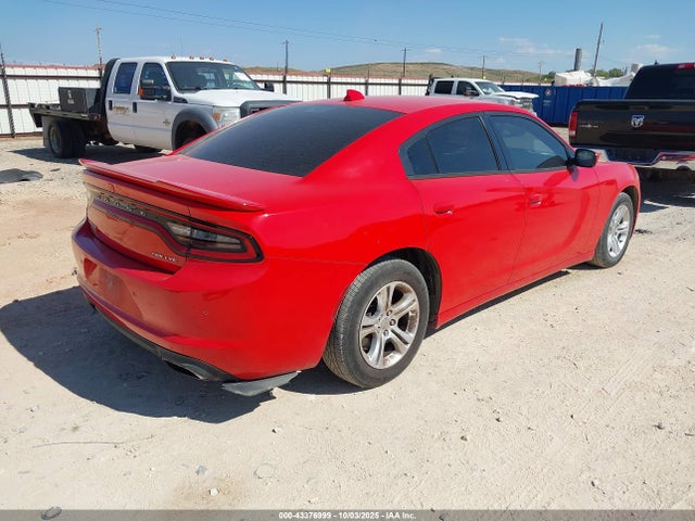 2C3CDXHG8FH897816 Dodge 2015