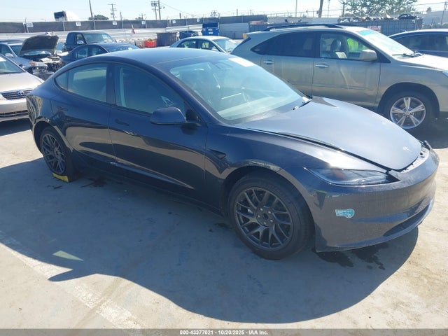 2025 TESLA MODEL 3 5YJ3E1EA3SF993522 Photo 0