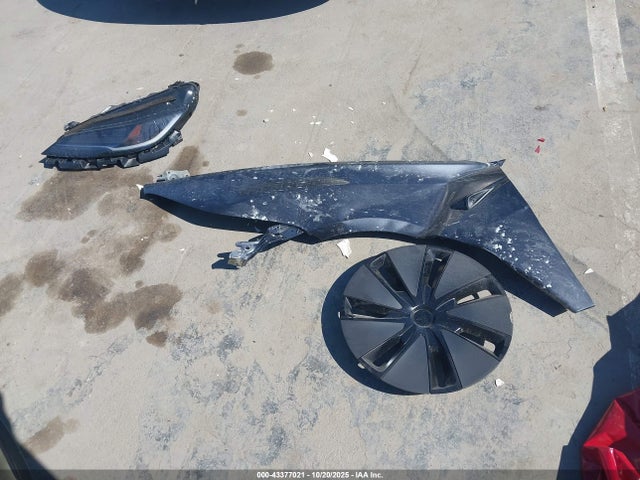2025 Tesla Model 3 Long Range Rear-wheel Drive მანქანა იყიდება აუქციონზე, vin: 5YJ3E1EA3SF993522, აუქციონის ნომერი: 43377021