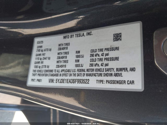 2025 TESLA MODEL 3 5YJ3E1EA3SF993522 Photo 8