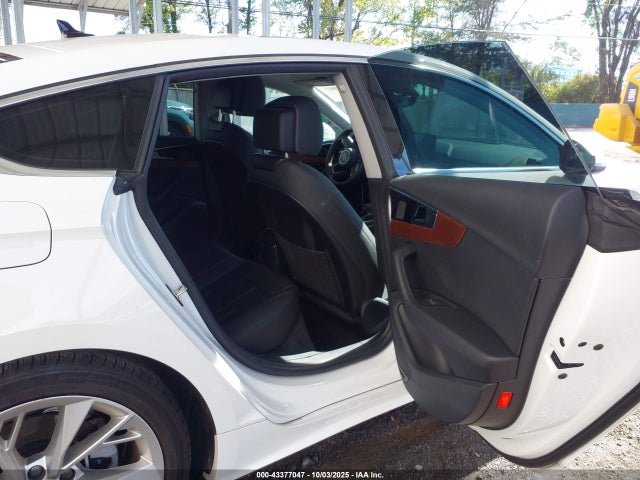 2022 AUDI A5 SPORTBACK WAUABCF52NA030845 Photo 7