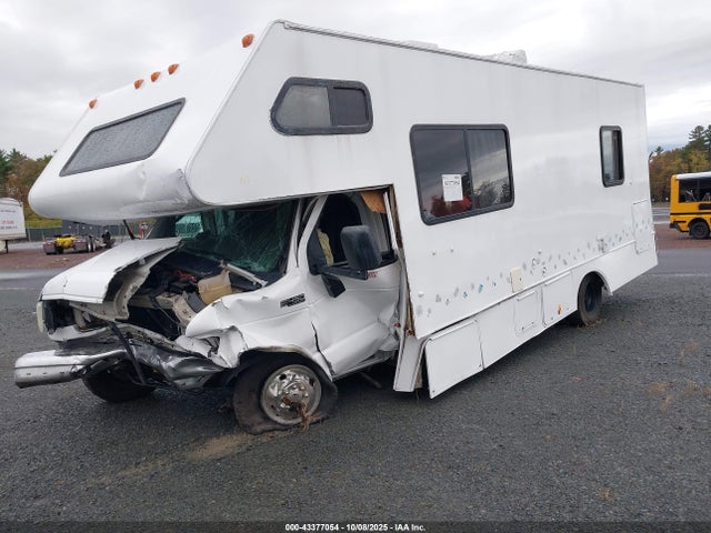 2003 FORD E-450 CUTAWAY 1FDXE45S73HB27346 Photo 1