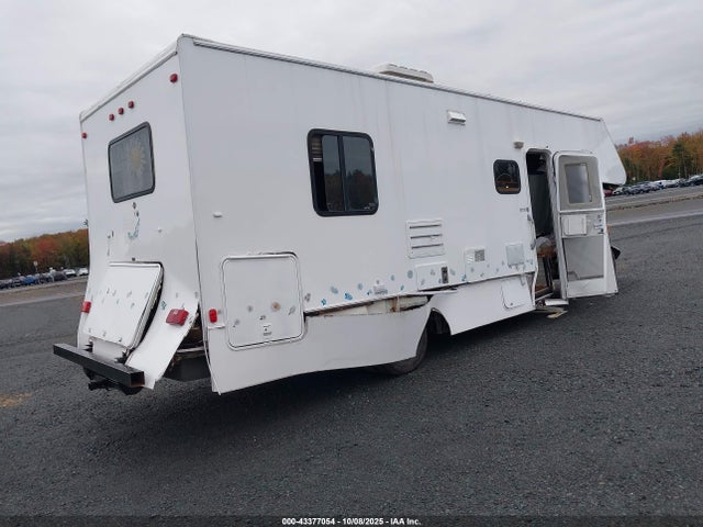 2003 FORD E-450 CUTAWAY 1FDXE45S73HB27346 Photo 3