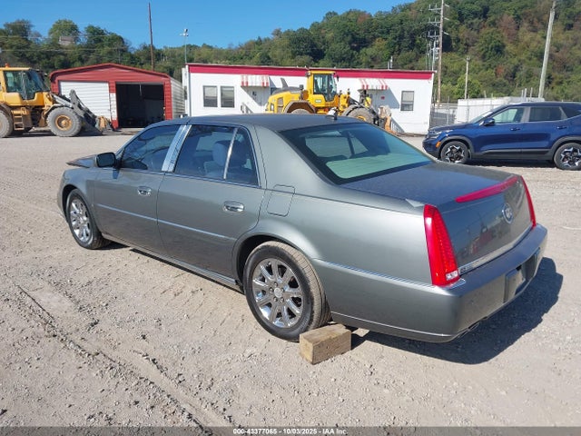 2008 CADILLAC DTS 1G6KD57Y48U144423 Photo 2