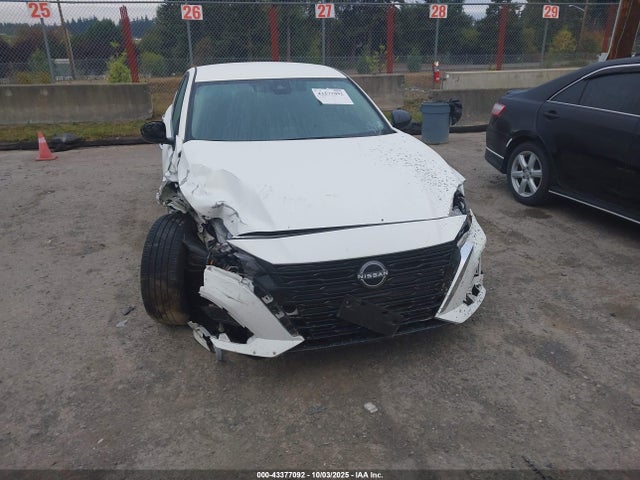 Nissan 2025 2025 1N4BL4DV5SN312338 Image 12