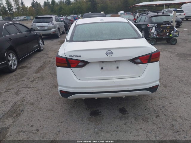 Nissan 2025 2025 1N4BL4DV5SN312338 Image 16