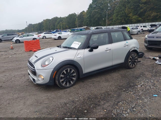 2018 MINI HARDTOP WMWXU3C51J2F50616 Photo 1