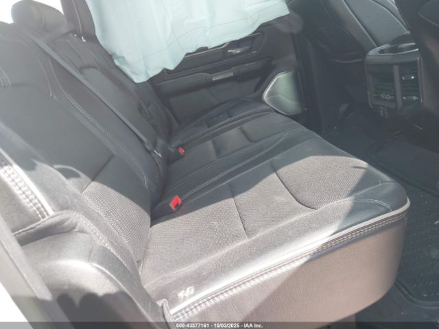 2020 RAM 1500 1C6SRFHT6LN227353 Photo 7