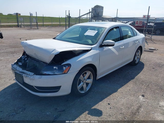 2013 VOLKSWAGEN PASSAT 1VWBN7A31DC037653 Photo 1