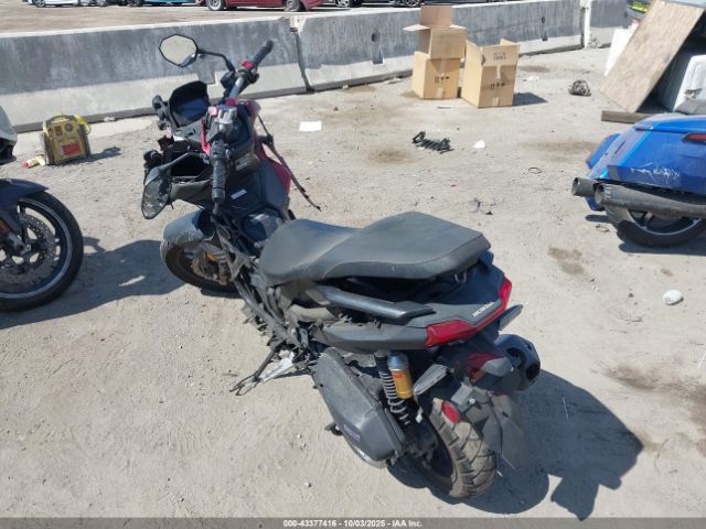 2024 HONDA ADV160 MLHKF5451R5001584 Photo 2