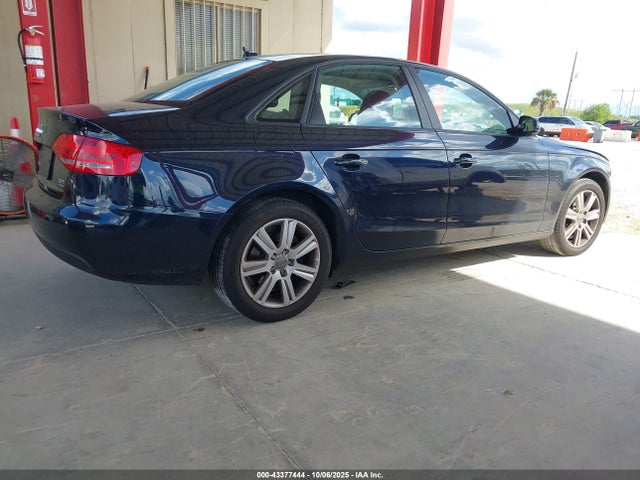 2010 AUDI A4 WAUBFAFL4AN066955 Photo 3