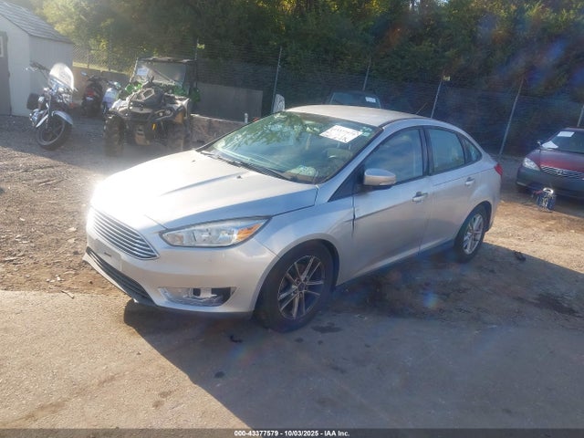 Ford 2016 2016 1FADP3F21GL338531 Image 2