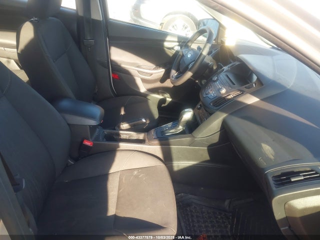 Ford 2016 2016 1FADP3F21GL338531 Image 5