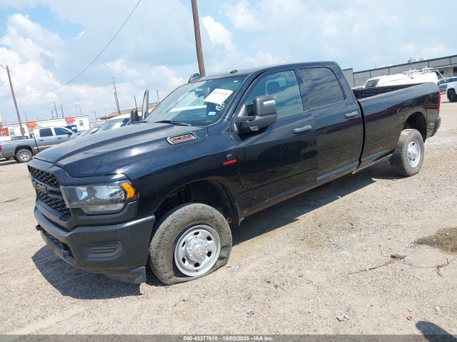 3C6UR5HL5PG587022 RAM 2023
