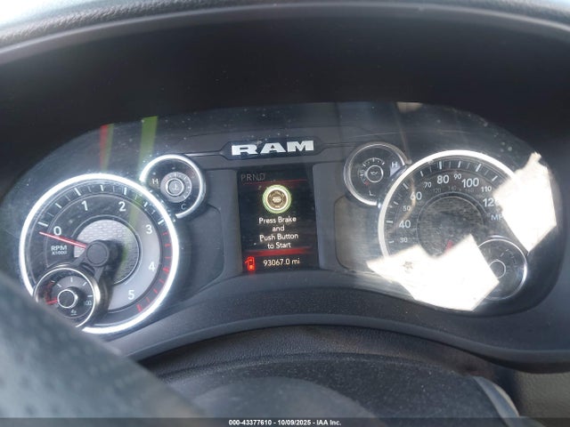 3C6UR5HL5PG587022 RAM 2023