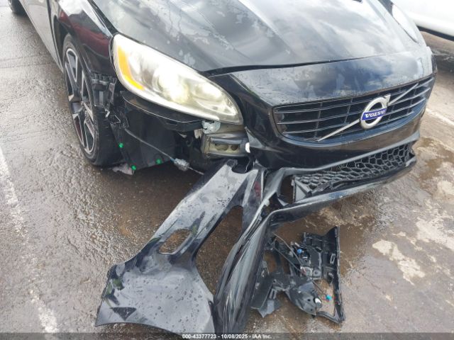 2017 VOLVO S60 YV126MFL5H2421951 Photo 5