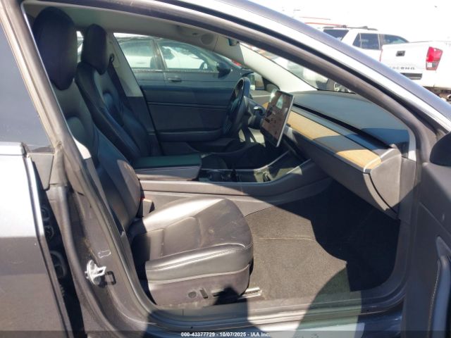 2019 TESLA MODEL 3 5YJ3E1EB0KF453165 Photo 4