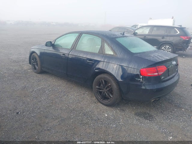 2010 AUDI A4 WAUAFAFL6AN014111 Photo 2