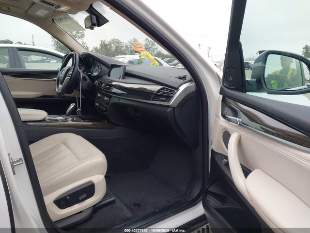 BMW 2015 2015 5UXKR2C59F0H36415 Image 5